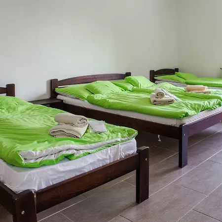 Airport Microstore Panzio 公寓