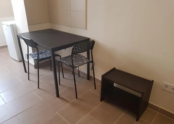 Airport Microstore Panzio