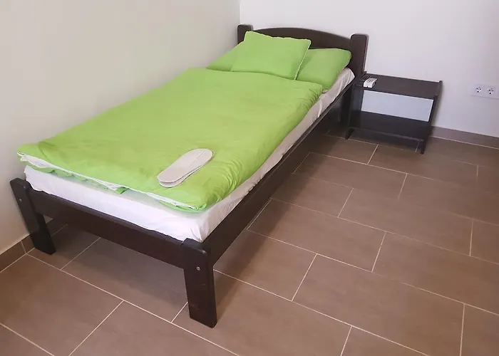 Airport Microstore Panzio