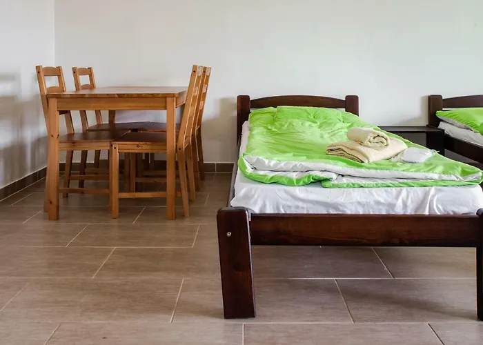 Airport Microstore Panzio 公寓